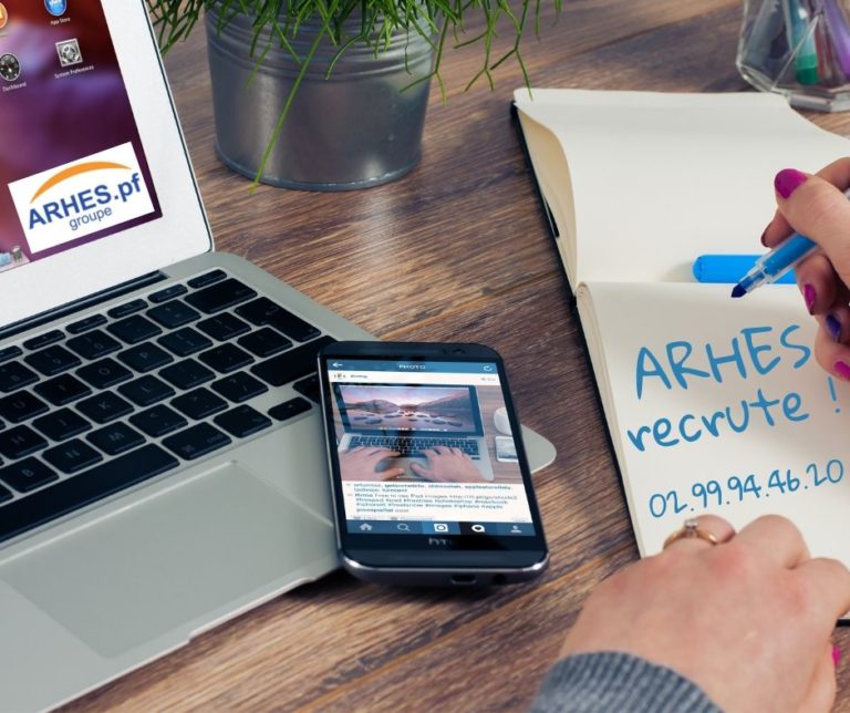 ARHES recrute !